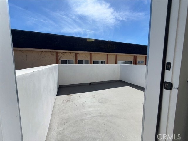 Building Photo - 5044 Laurel Canyon Blvd