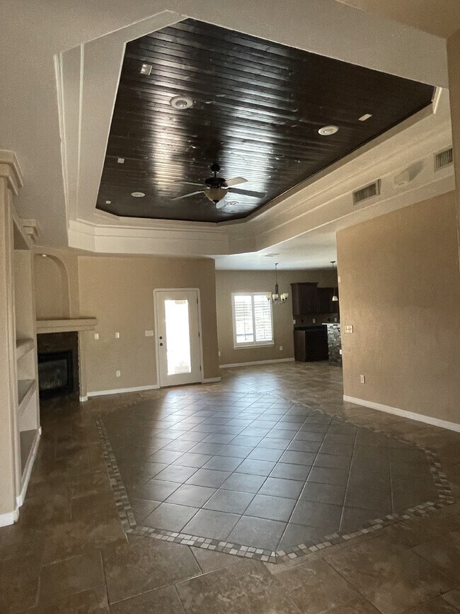 Building Photo - 3132 Tunnel Point Way