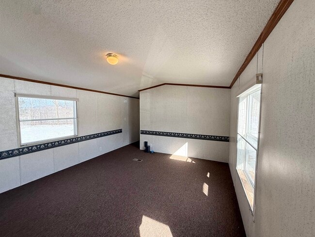 Building Photo - 531 Daniel Webster Hwy