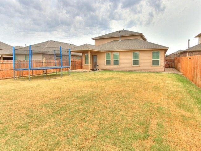 Building Photo - 14805 Gravity Falls Ln