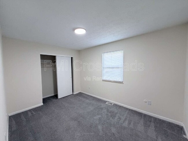 Building Photo - 3084 Howey Rd