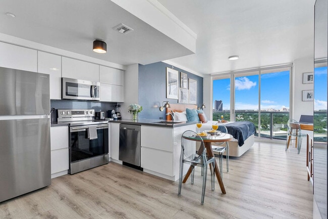 Building Photo - 2889 McFarlane Rd