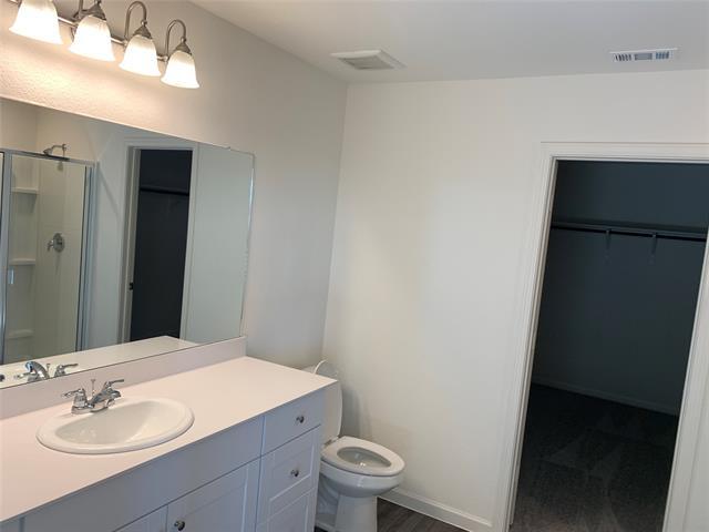 Building Photo - 709 Cedar Elm Dr
