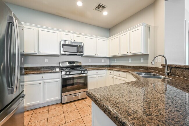 Building Photo - 3827 Adamanda Ct