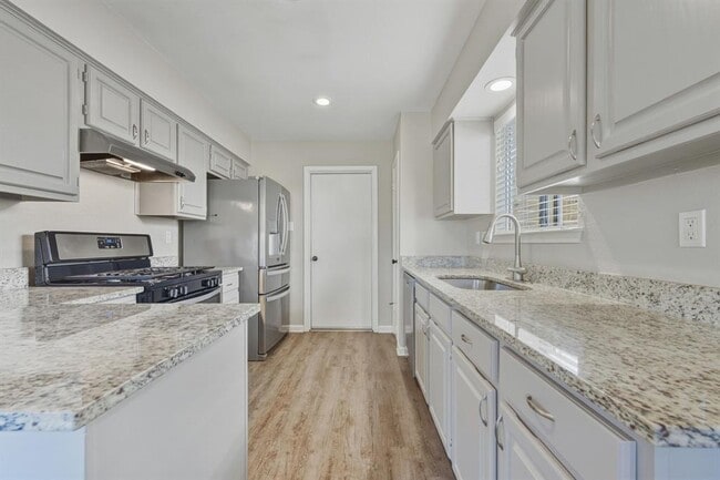 Building Photo - 4615 Sidereal Dr