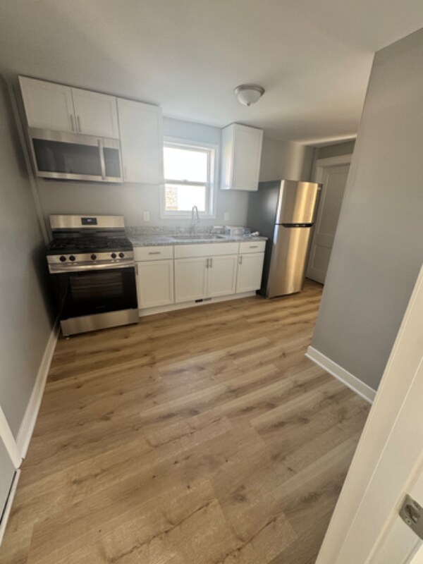 Building Photo - 4905 26th Ave