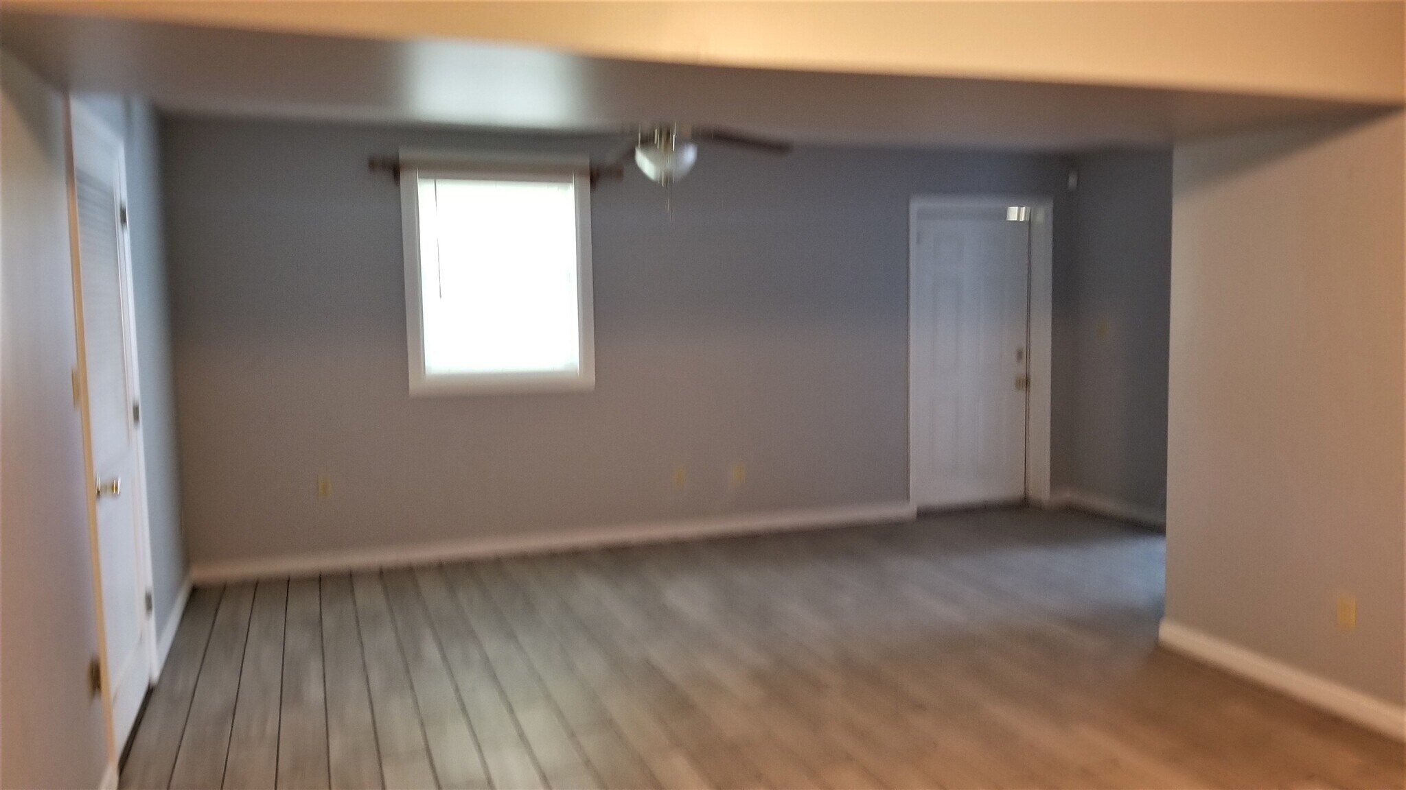 downstairs living room - 2361 Forge Hideaway Loop
