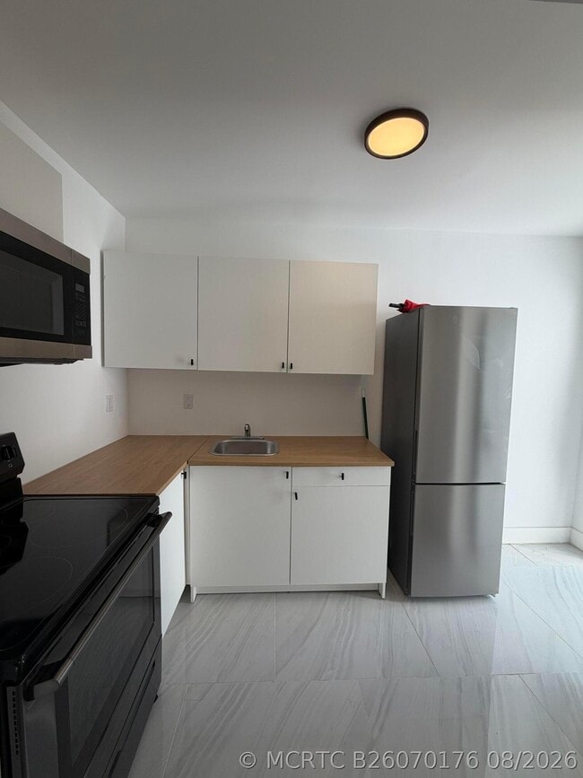 Building Photo - 8211 Biscayne Blvd