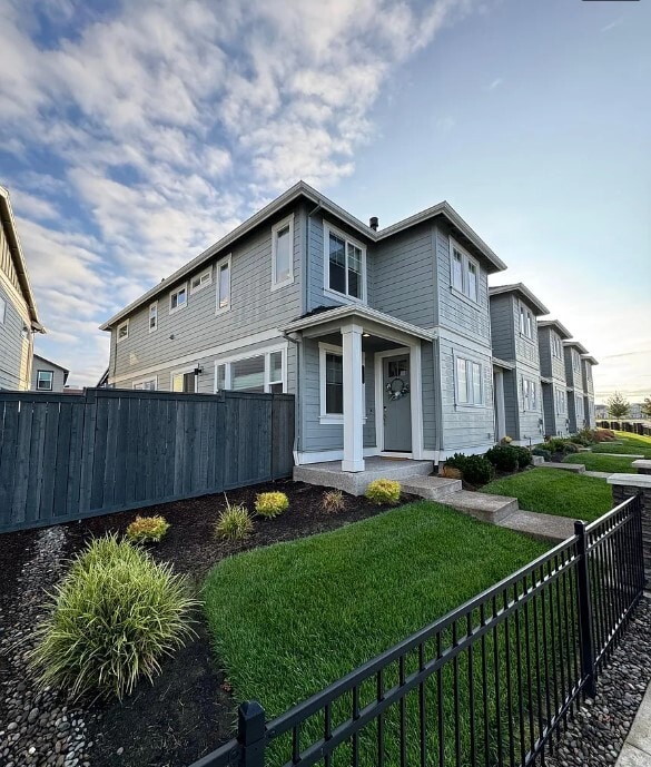 Primary Photo - 4082 SE Century Blvd