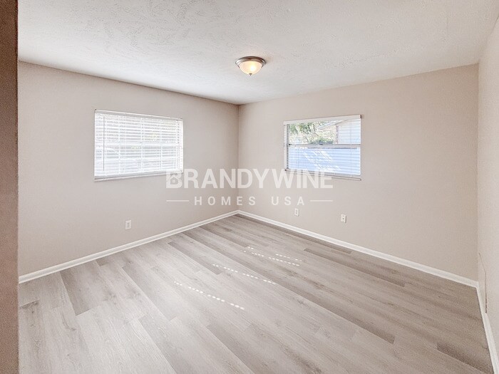 Building Photo - 1608 Robin Ln