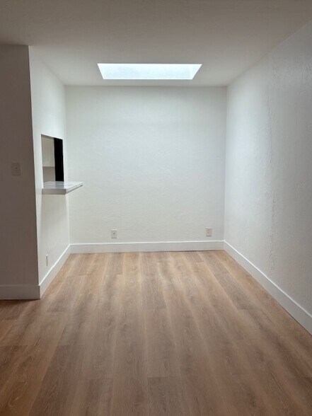Building Photo - 1565 4th St