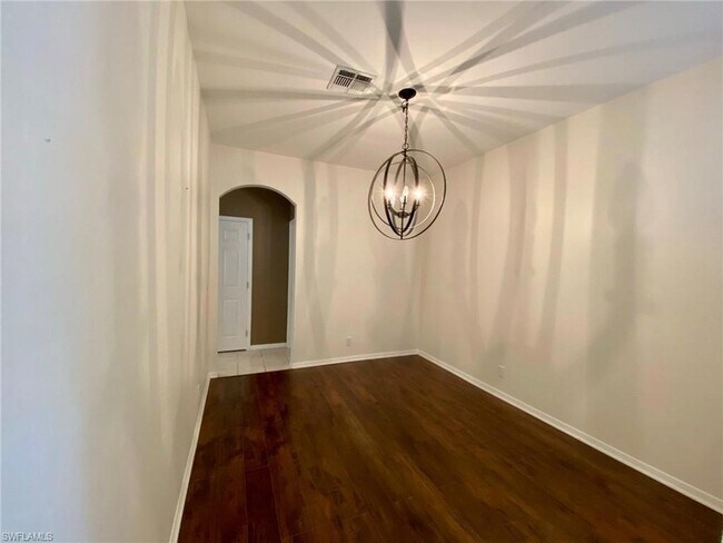 Building Photo - 74 Burnt Pine Dr