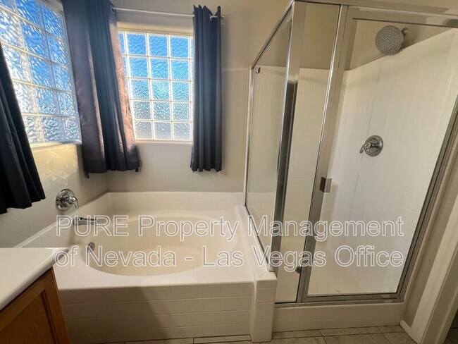 Building Photo - 7204 Glen Shire Ct