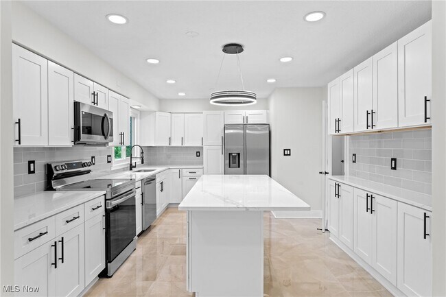 Building Photo - 12790 Heath Rd