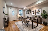 Building Photo - 1122 W Hamburg St