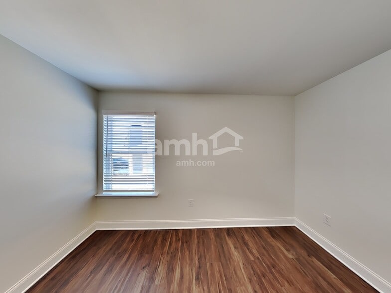 Building Photo - 580 Smt Vw Ln