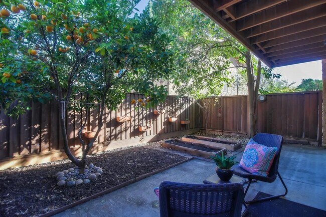 Building Photo - 1391 Gazdar Ct