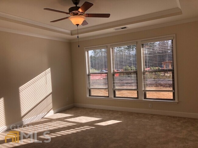 Building Photo - 128 Stamford Ave