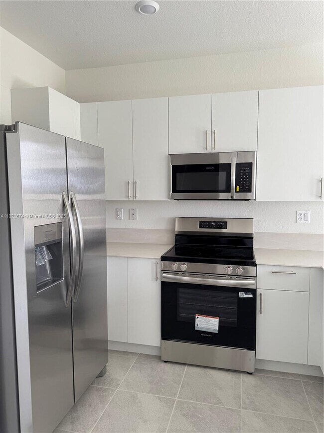 Building Photo - 23583 SW 133rd Ct