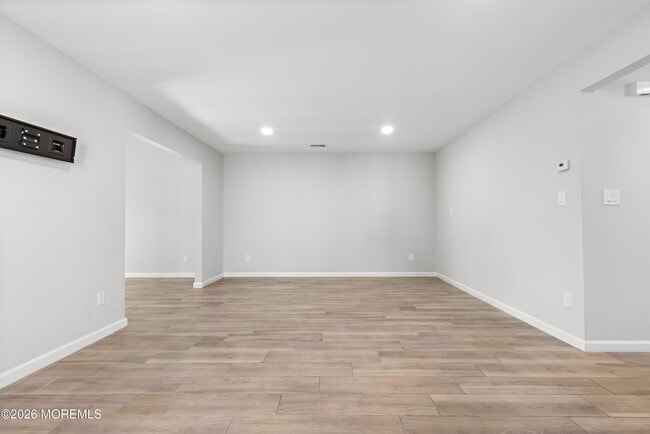 Building Photo - 15 Twain Ct