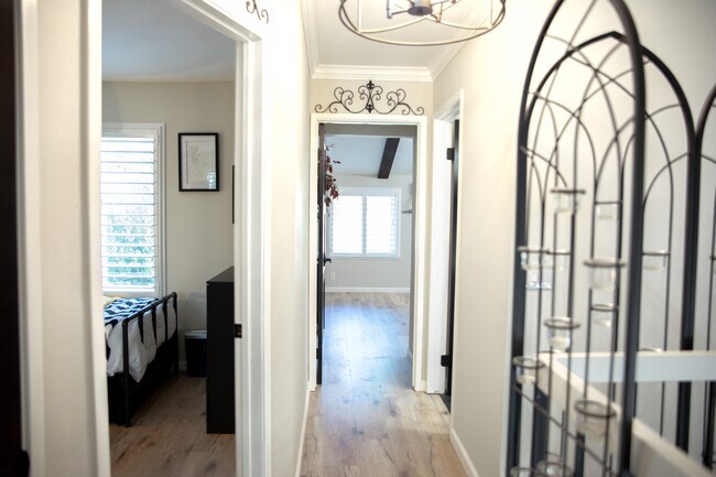 Building Photo - 1405 Kinross Ct