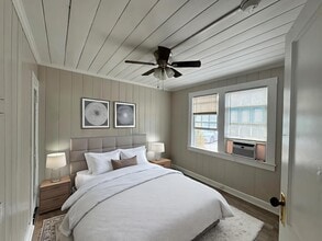 Building Photo - 200 Park Ave