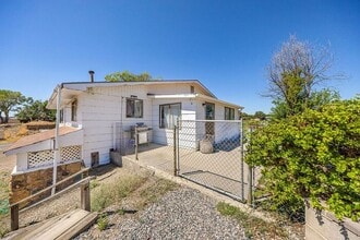 Building Photo - Budget-Friendly Rental with Plenty of Space