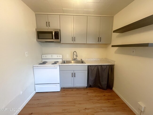 Building Photo - 514 Ralston St