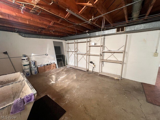 Building Photo - 5603 Allanwood Dr