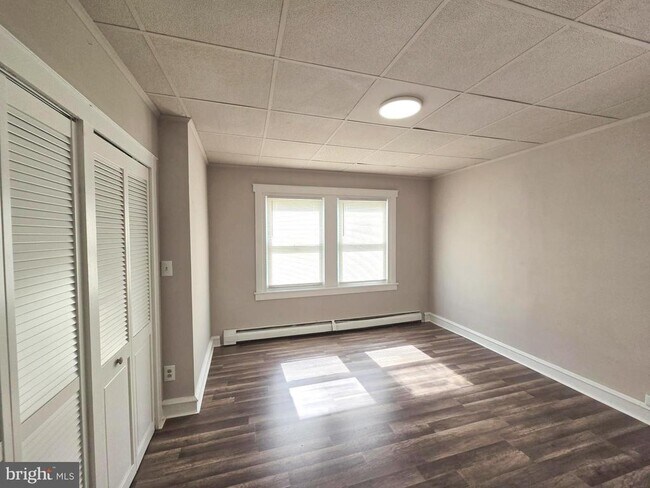 Building Photo - 4020 Howland St