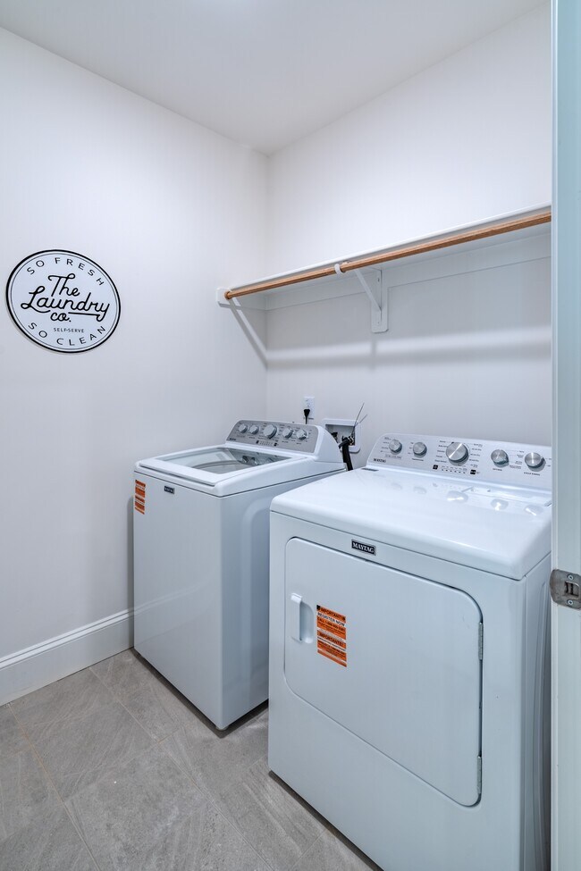 Building Photo - 3824 Sperry Land Ct