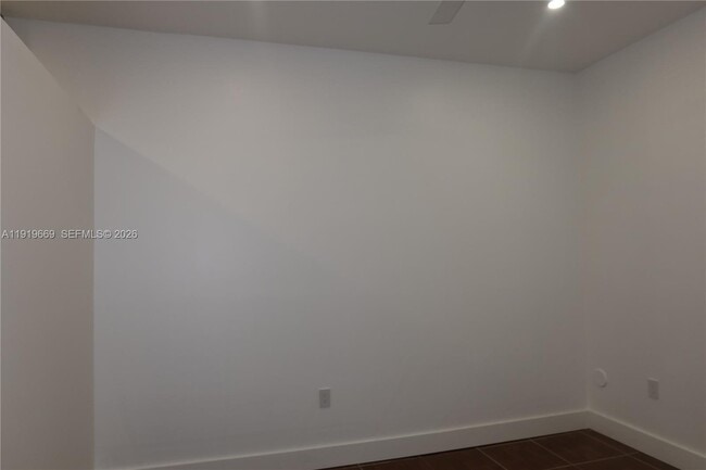 Building Photo - 22905 SW 114th Pl