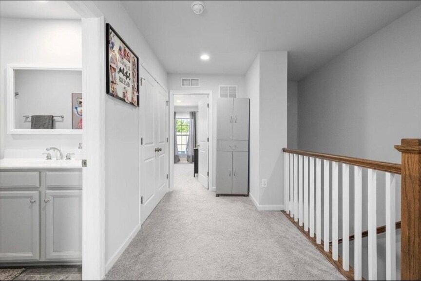 Building Photo - 2131 Westcott Ln