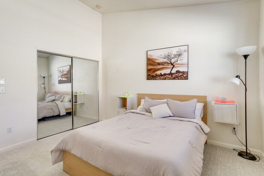 Building Photo - 5800 Tower Rd