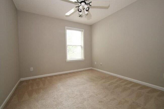 Building Photo - 3905 Timbercreek Cir