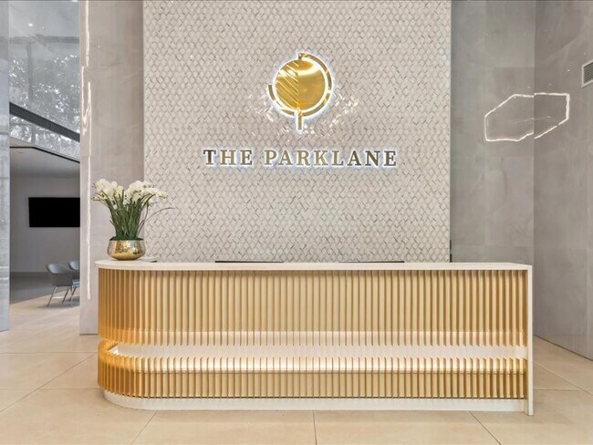 Building Photo - 1701 Hermann Dr