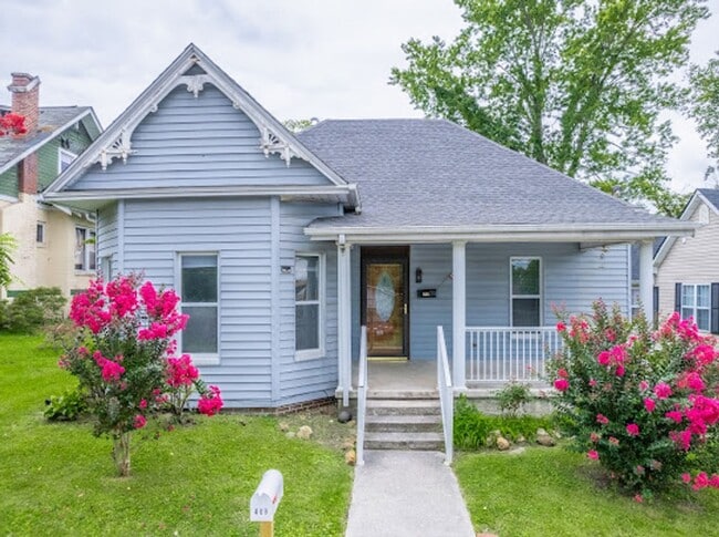 Primary Photo - Three Bedroom Home Downtown Corbin, KY