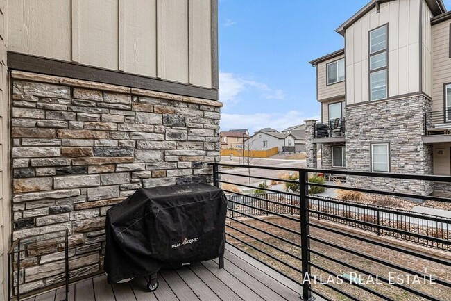 Building Photo - 1536 Castle Creek Cir