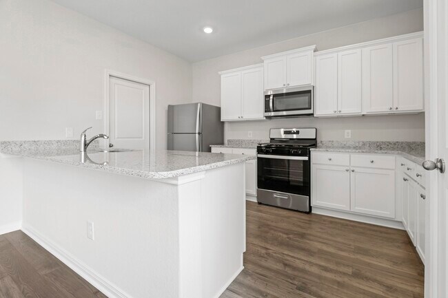 Building Photo - 21627 Lotus Elm St