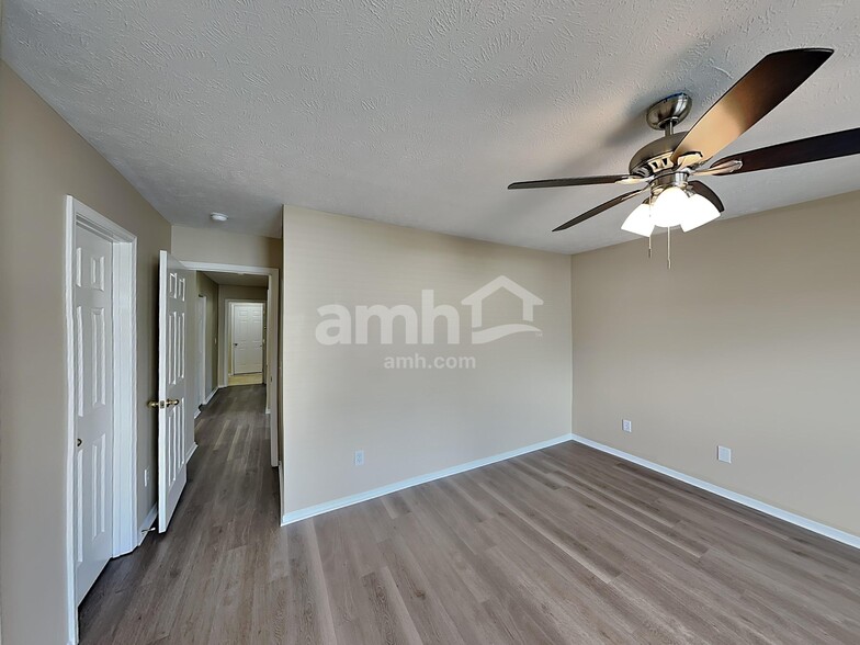 Building Photo - 5000 Hancock Cir