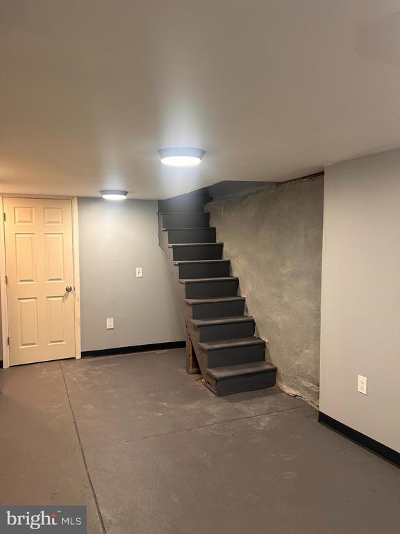 Building Photo - 1308 W Lippincott St