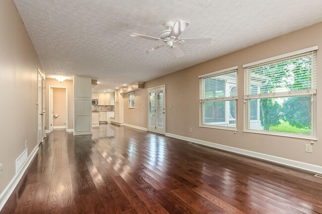 Building Photo - 6881 Erie Ct