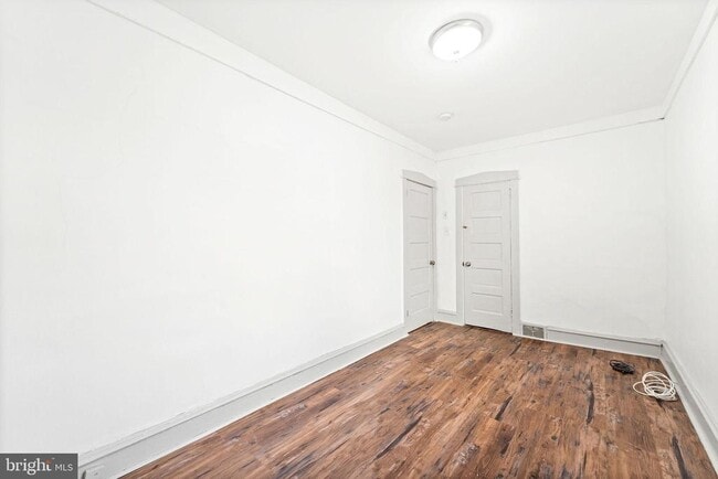 Building Photo - 1945 Cooper St