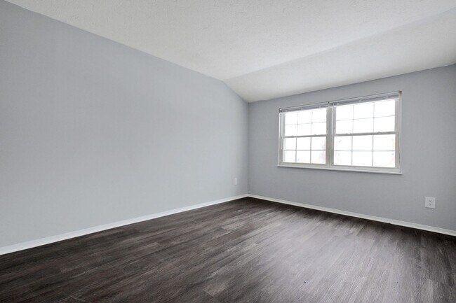 Building Photo - 3751-3753 Briggs Rd