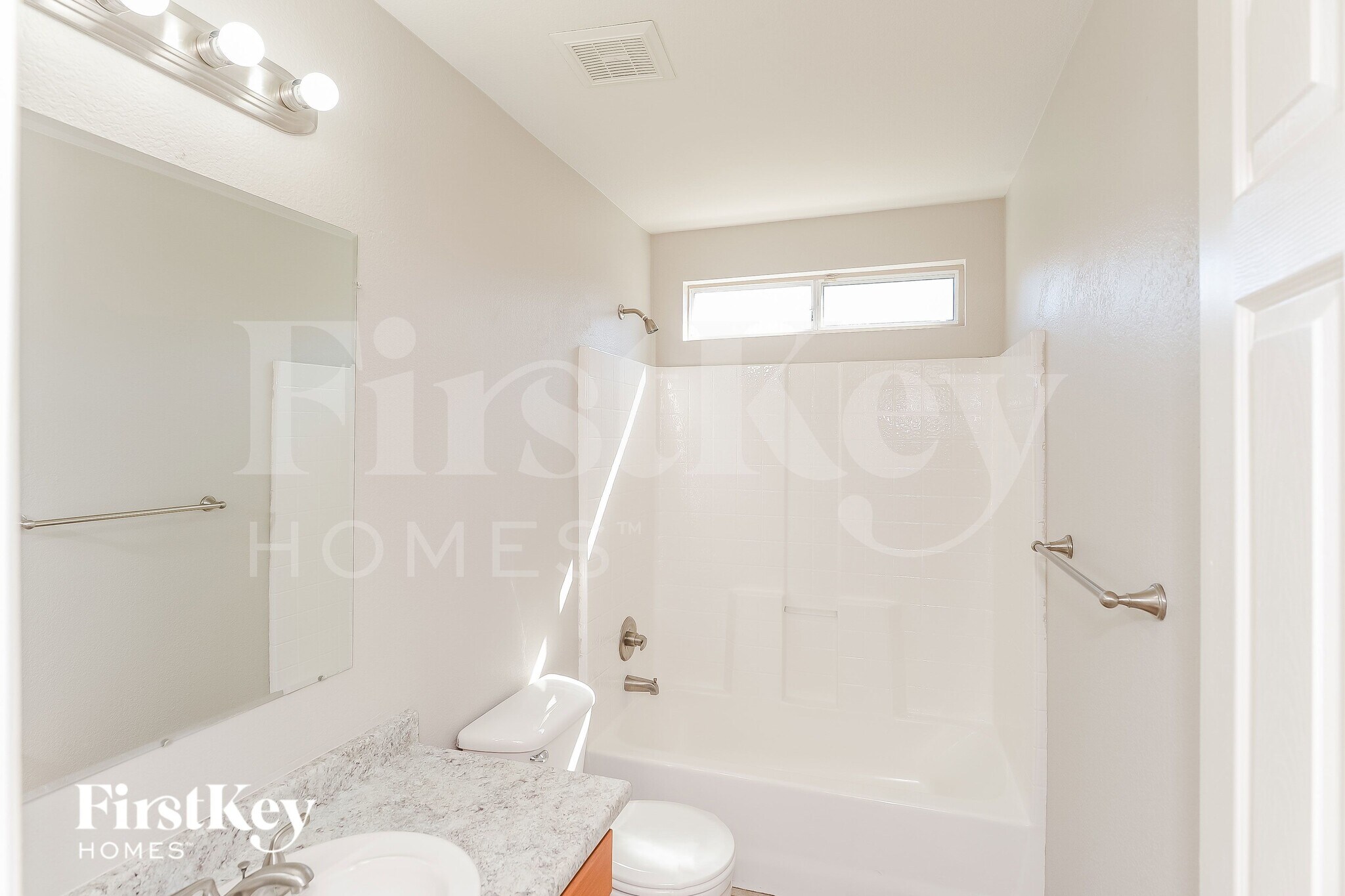 Building Photo - 6648 E Russell St