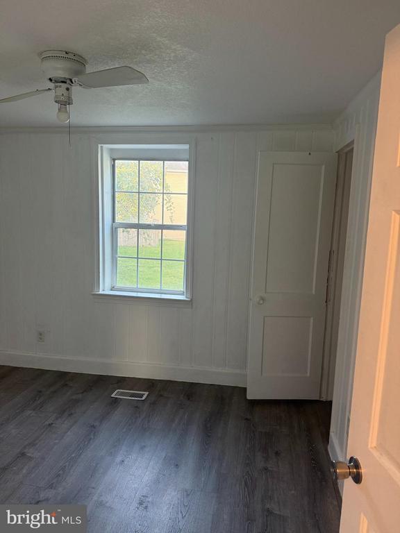 Building Photo - 1117 Beautiful St