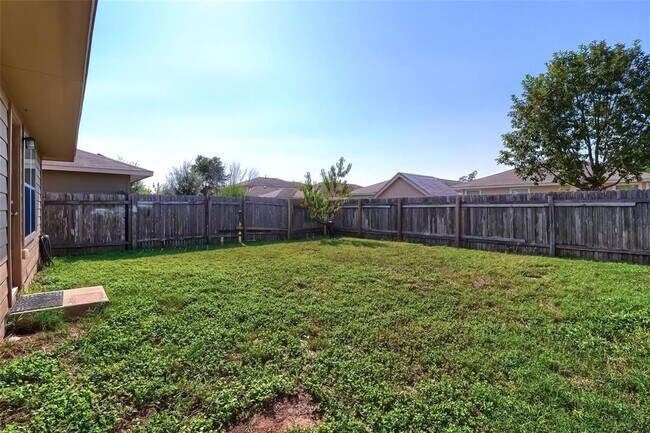 Building Photo - 3308 Barksdale Dr