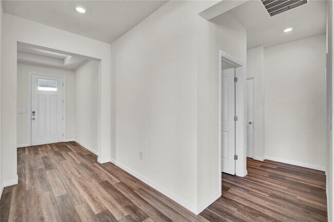 Building Photo - 796 Mocking Jay Ln
