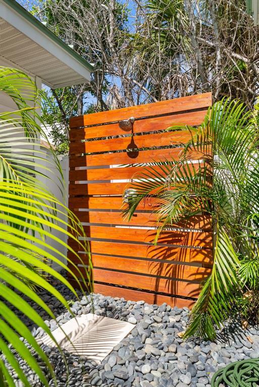 Building Photo - 759 Lantana Ave