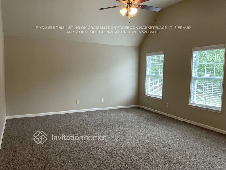 Building Photo - 4015 Pointe Vecchio Cir